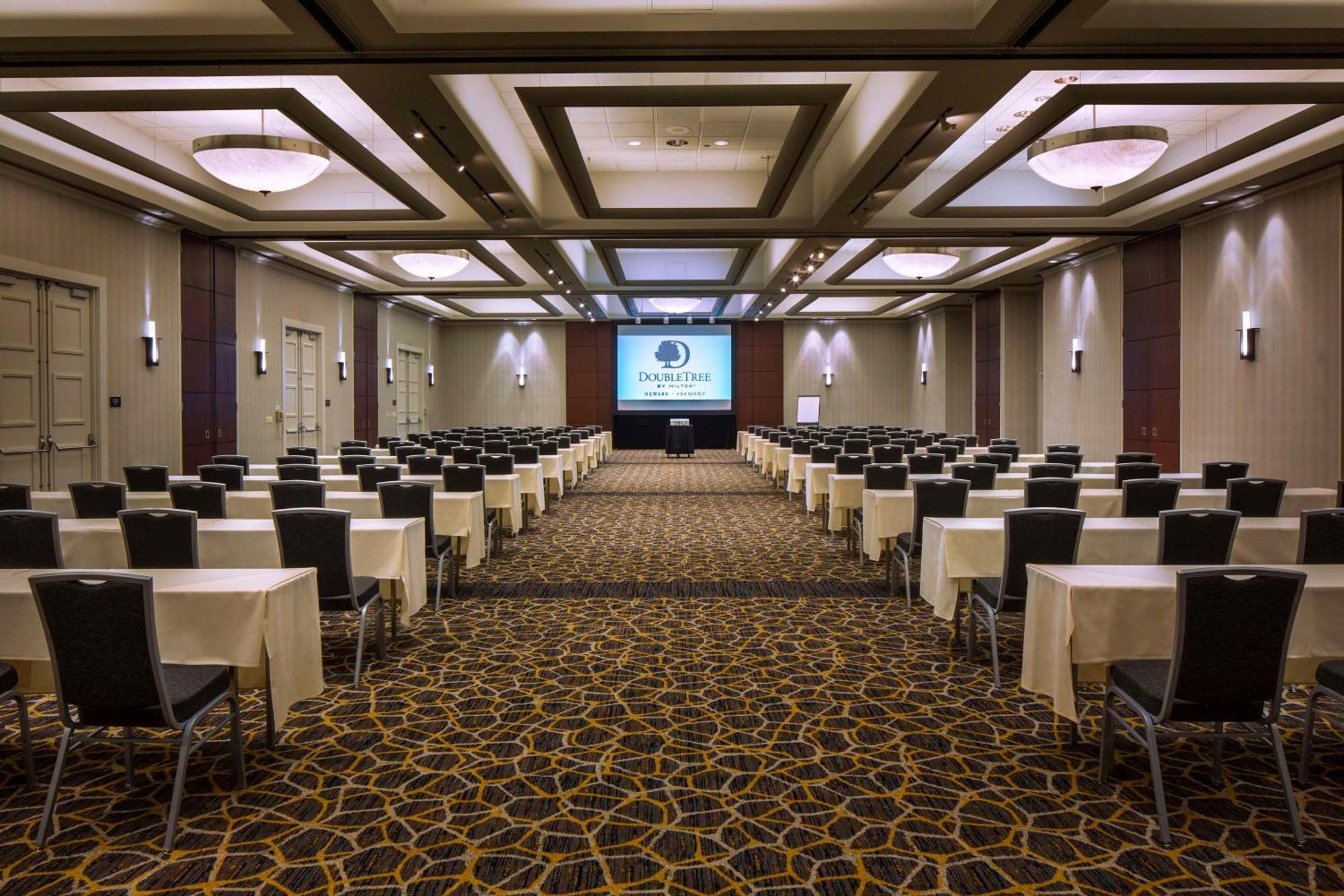 Doubletree By Hilton Newark-Fremont Ξενοδοχείο Εξωτερικό φωτογραφία