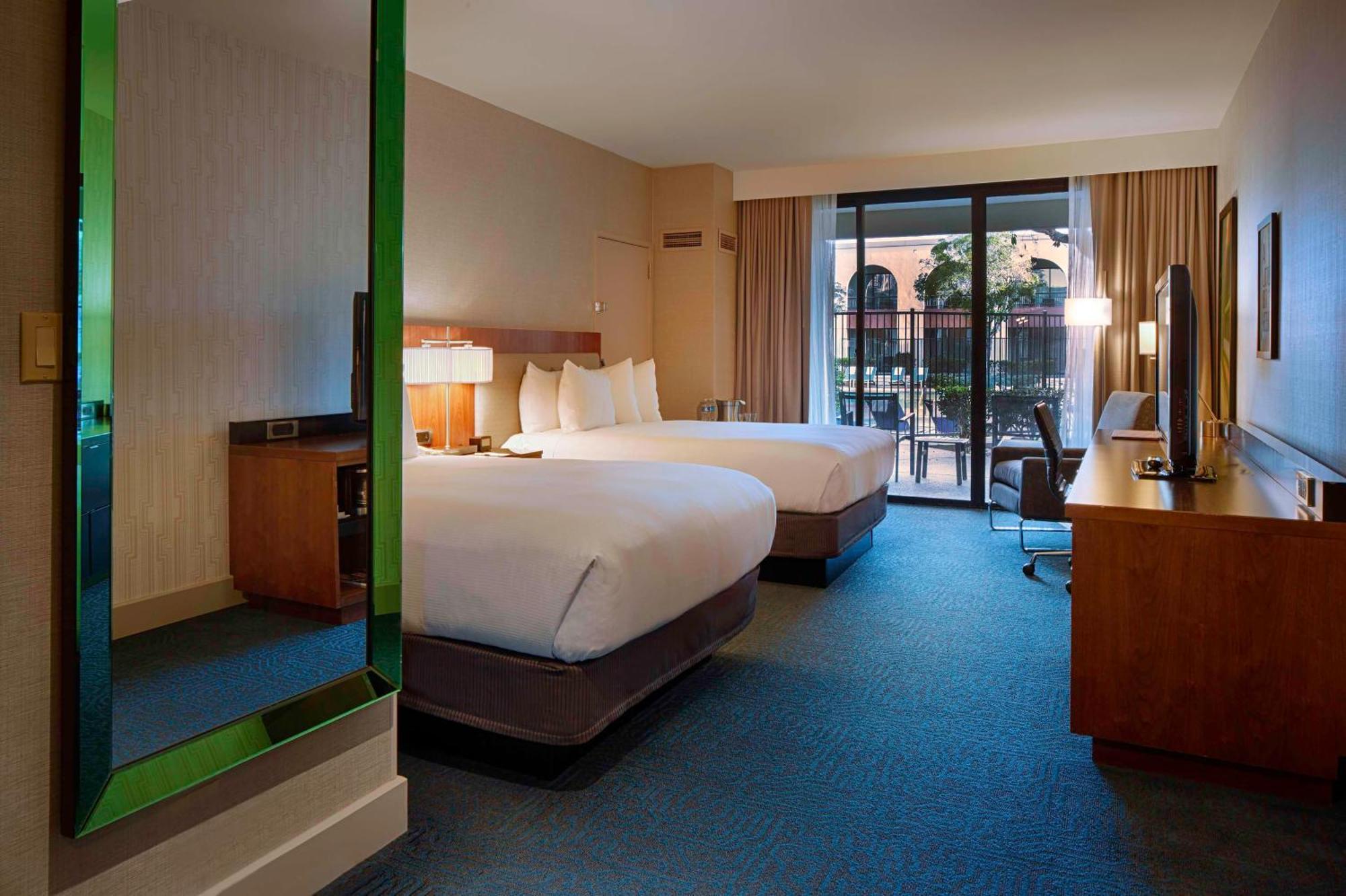 Doubletree By Hilton Newark-Fremont Ξενοδοχείο Εξωτερικό φωτογραφία