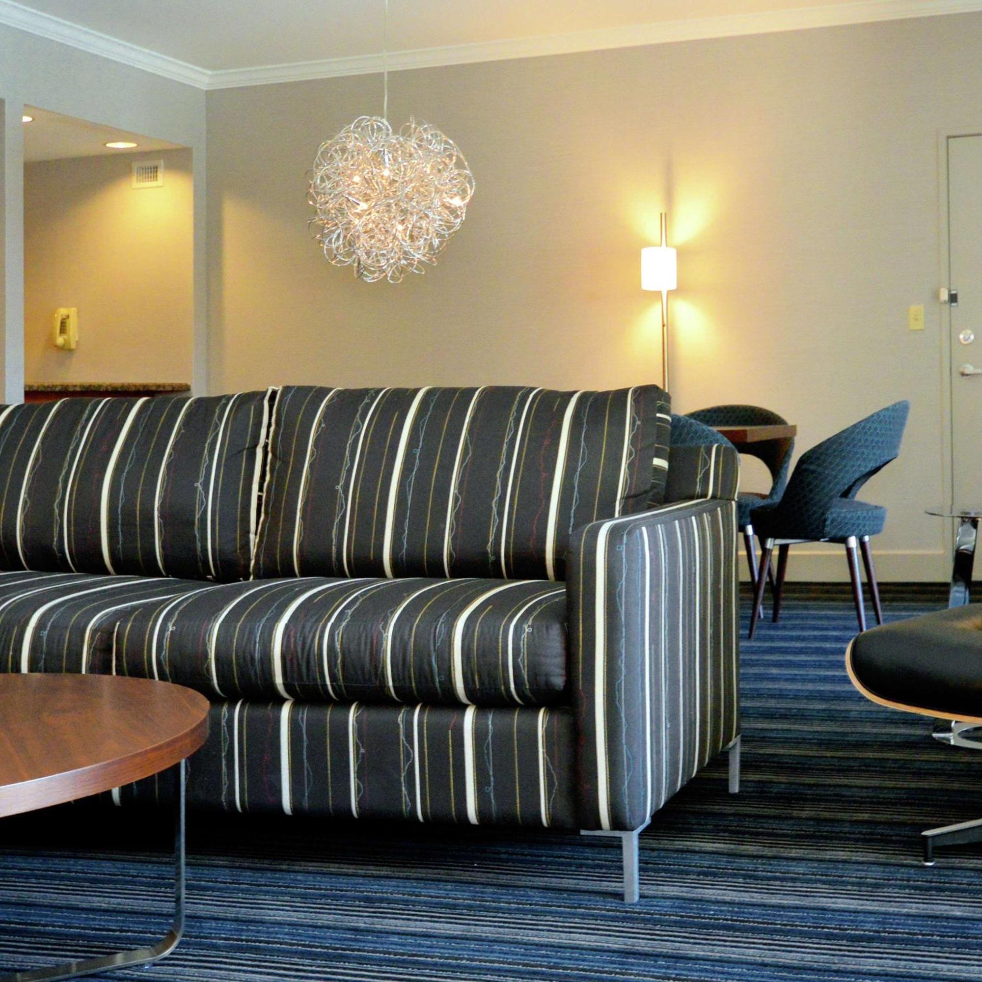Doubletree By Hilton Newark-Fremont Ξενοδοχείο Εξωτερικό φωτογραφία